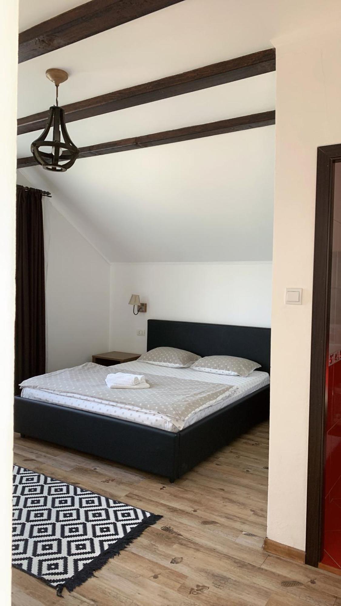 Casa Paunescu Milostea Zewnętrze zdjęcie